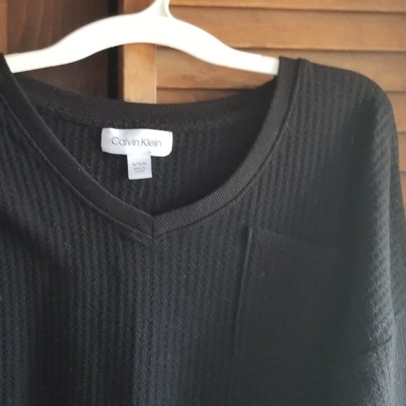 Calvin Klein drop shoulder v-neck sweater size XL - Picture 3 of 5